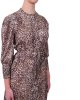 Abito Kocca donna, modello camicia bottoncino a vista sul colletto, cintura in tessuto e le fantastiche maniche a sbuffo, fantasia maculata. Nero Abito Kocca donna, modello camicia bottoncino a vista sul colletto, cintura in tessuto e le fantastiche maniche a sbuffo, fantasia maculata. Nero
